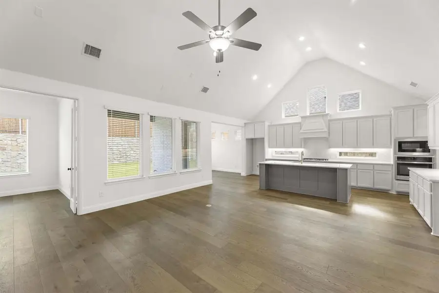 1013 Ashcroft Lane, Justin, TX 76247 - #2