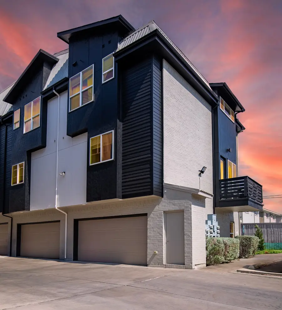 4914 Live Oak Street #10, Dallas, TX 75206 - #3