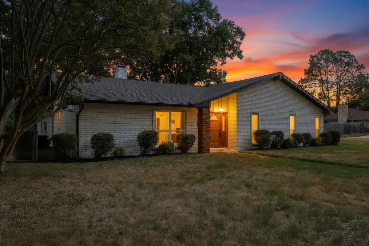 1909 Plymouth Court, Arlington, TX 76013 - #1