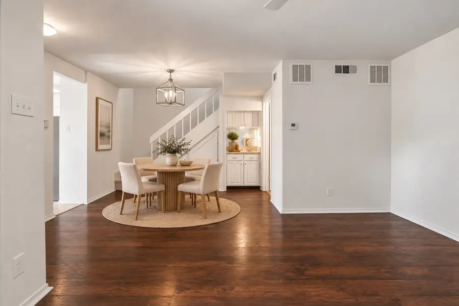 5200 Martel Avenue #24A, Dallas, TX 75206 - #2