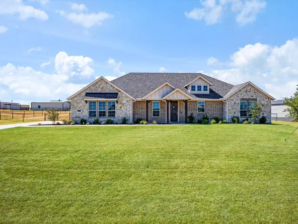 142 Lonicera Lane, Paradise, TX 76073
