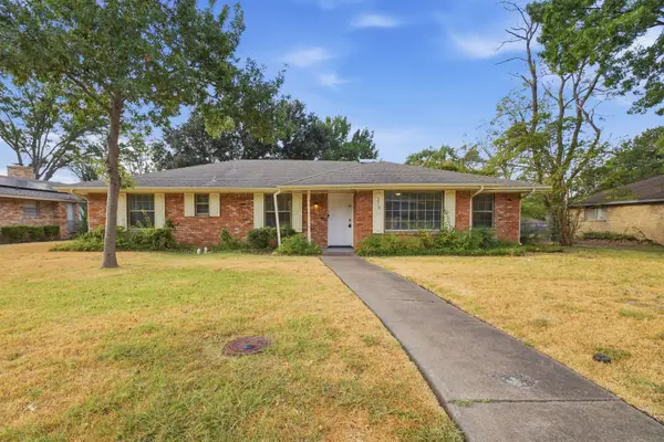 316 Ray Avenue, DeSoto, TX 75115