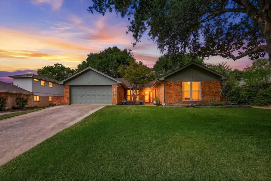 2840 Southridge Drive, Grapevine, TX 76051 - #2