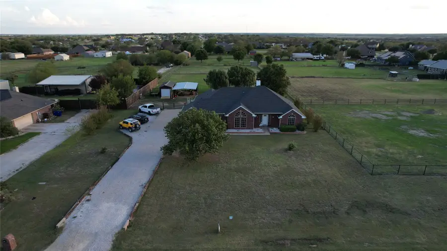 11990 Hill Country Circle, Ponder, TX 76259 - #3