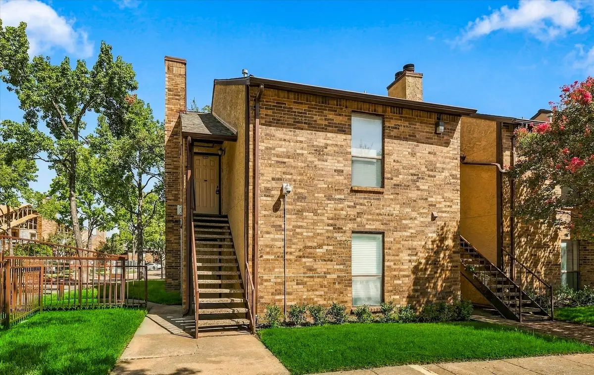 1901 Cloisters Drive #920, Arlington, TX 76011 - #1