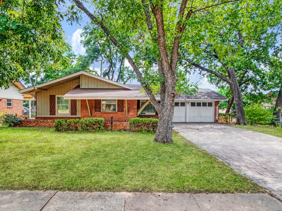 2222 Woodoak Drive, Irving, TX 75060 - #1