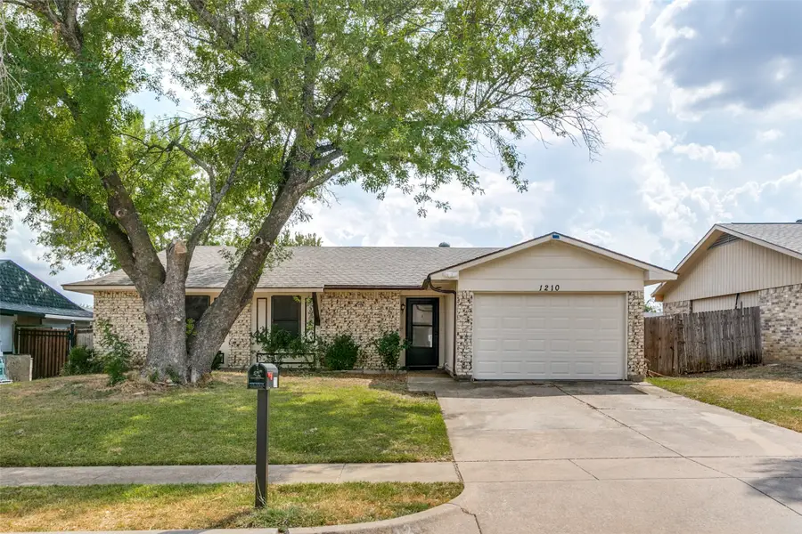 1210 Brook Hill Lane, Arlington, TX 76014 - #3