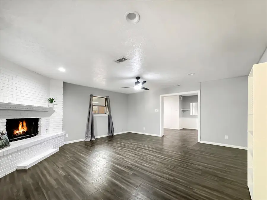 4331 Kolloch Drive, Dallas, TX 75216 - #2