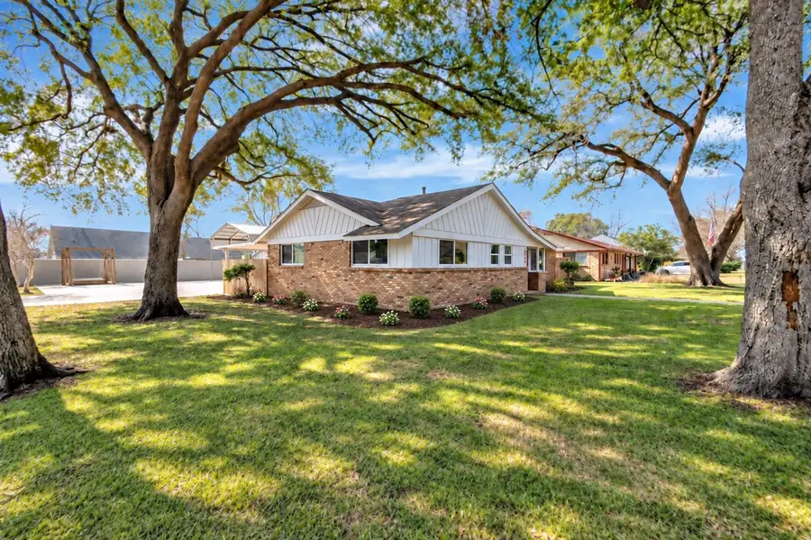 6540 Briley Drive, North Richland Hills, TX 76180 - #2