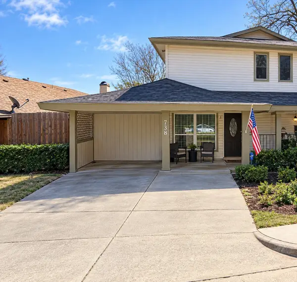 738 Sceptre Circle, Garland, TX 75043
