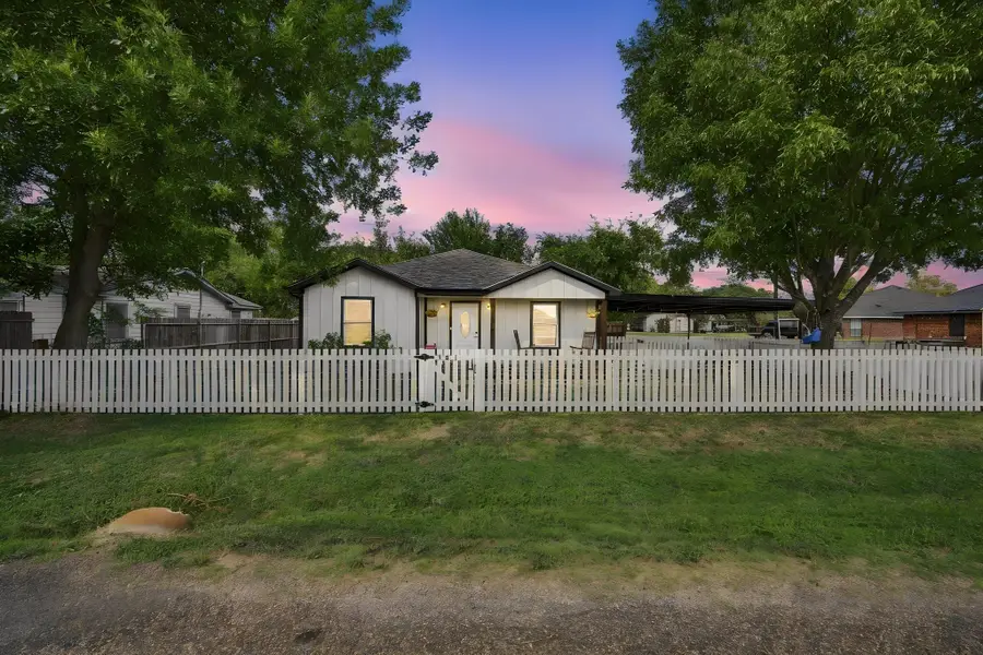 301 W 1st Street, Maypearl, TX 76064 - #3