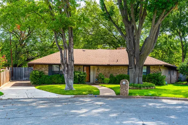 1903 Moody Court, Arlington, TX 76012