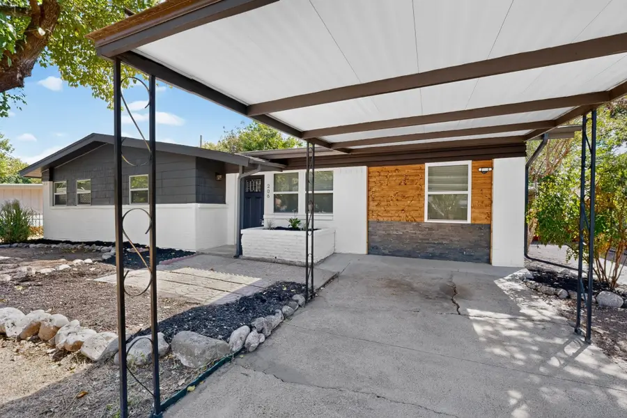 206 W Ridgewood Drive, Garland, TX 75041 - #3