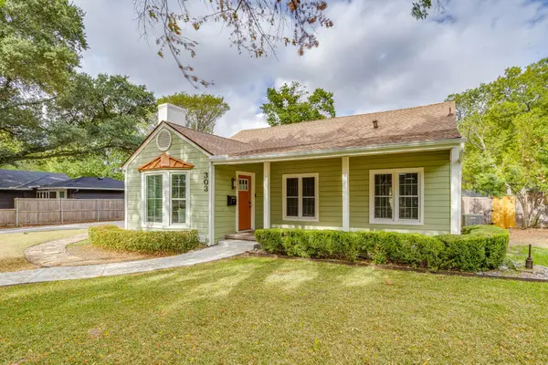303 Harbin Avenue, Waxahachie, TX 75165