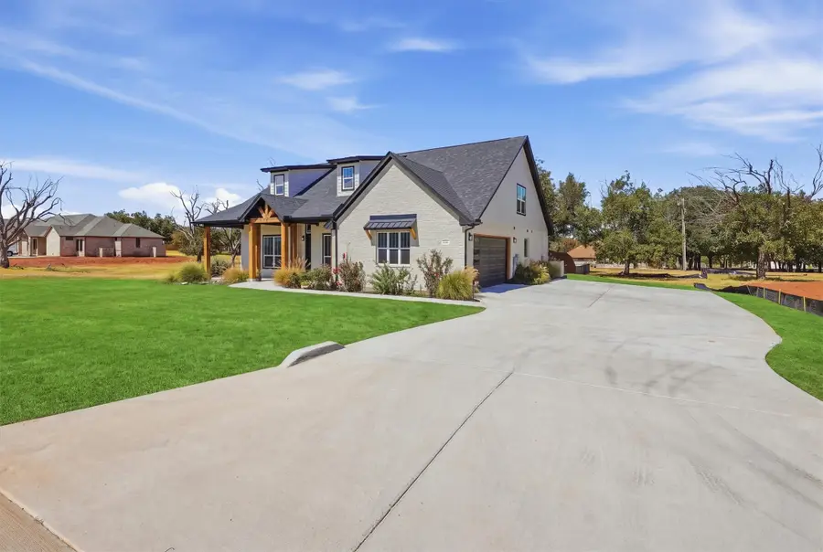 2181 Middlewood Circle, Granbury, TX 76049 - #2
