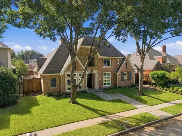 5024 Hummingbird Lane, Plano, TX 75093