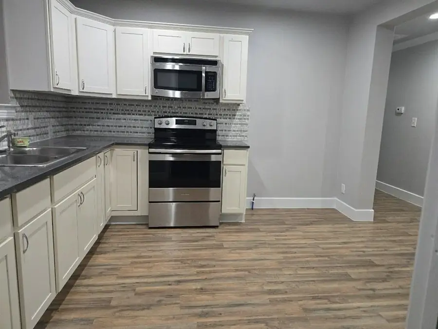 621 E 8th Street, Bonham, TX 75418 - #3