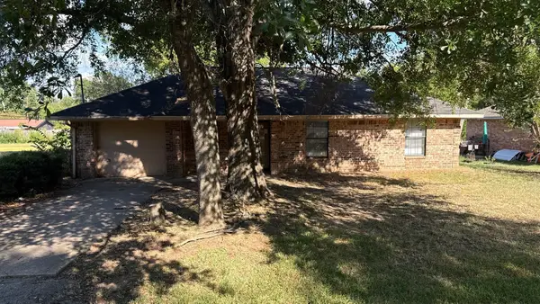 402 N Richardson Street, Grand Saline, TX 75140