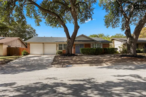 2712 Larkin Avenue, Fort Worth, TX 76133