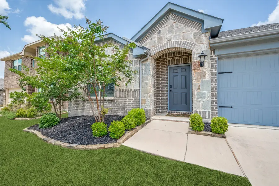 1305 Coyote Ridge, Aubrey, TX 76227 - #3
