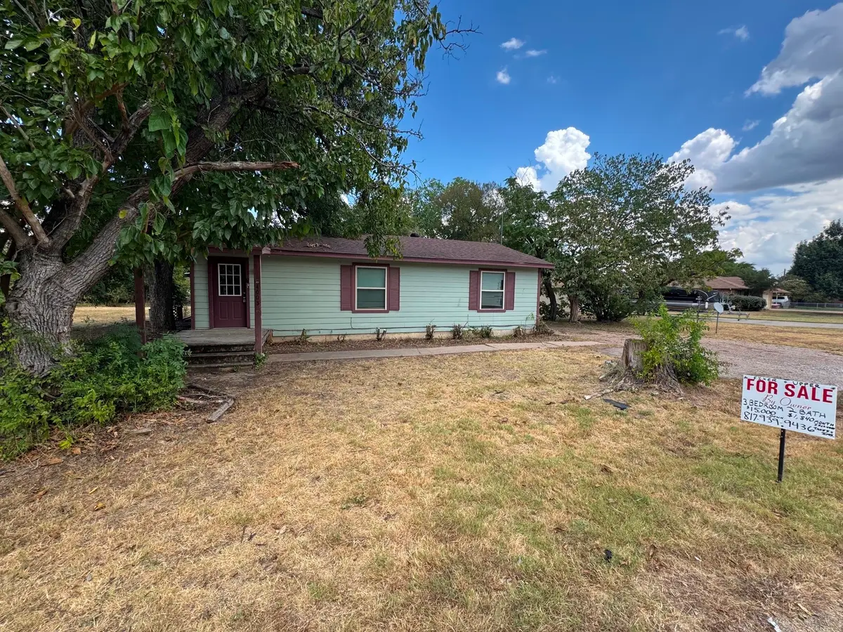 4003 Cherokee Court, Granbury, TX 76048 - #1