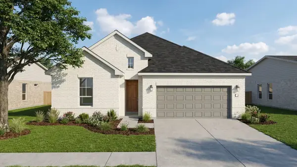 820 Winterwood Drive, Red Oak, TX 75154