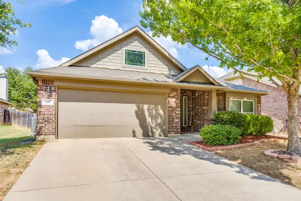 881 Oarlock Drive, Crowley, TX 76036