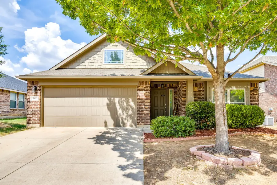 881 Oarlock Drive, Crowley, TX 76036 - #2