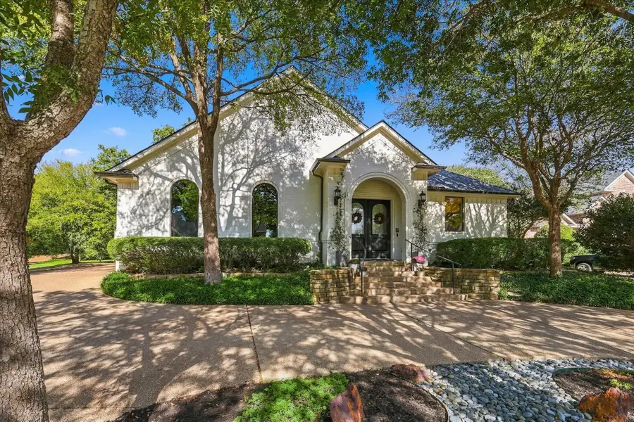 700 Glen Abbey Drive, Mansfield, TX 76063 - #2