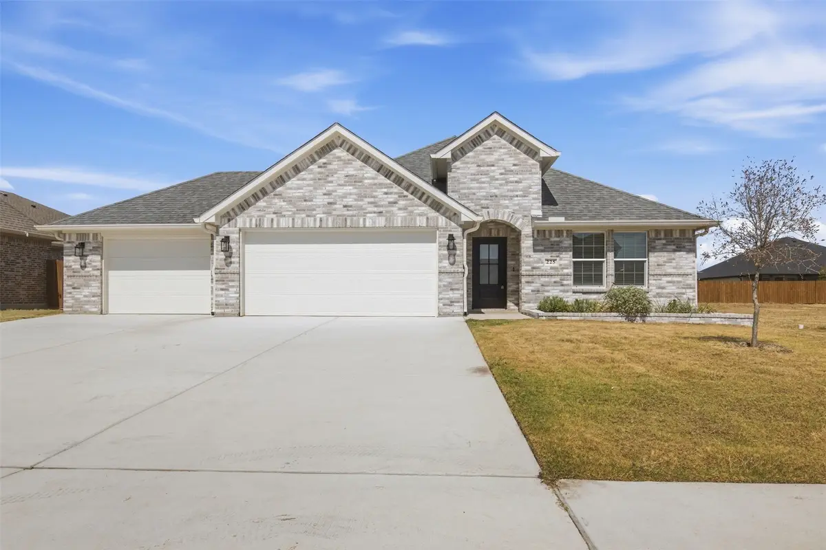 225 Trevor Lane, Greenville, TX 75402 - #1