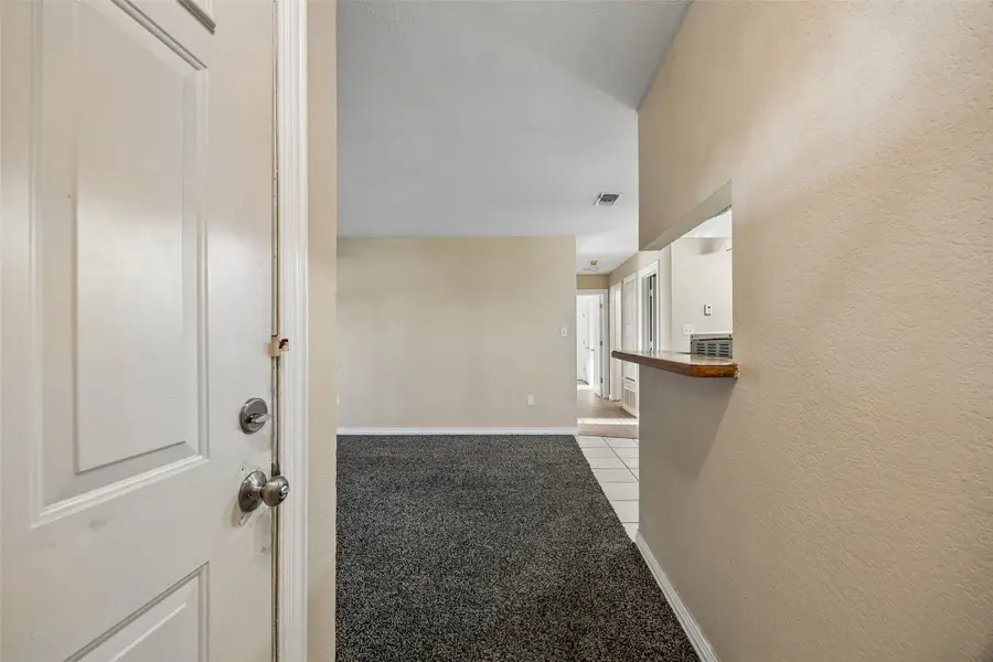 1104 E High Street, Terrell, TX 75160 - #3