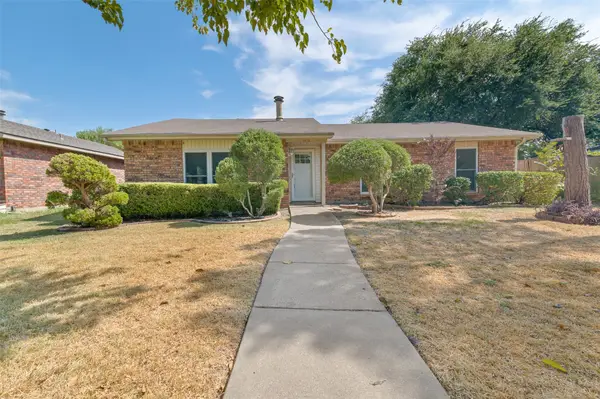 1418 Paris Drive, Garland, TX 75040