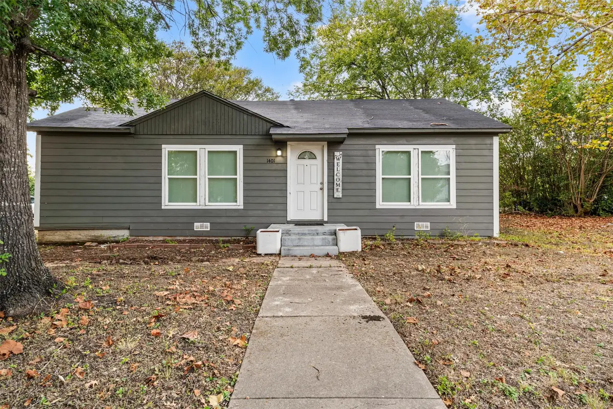 1401 Texas Avenue, Mart, TX 76664 - #1