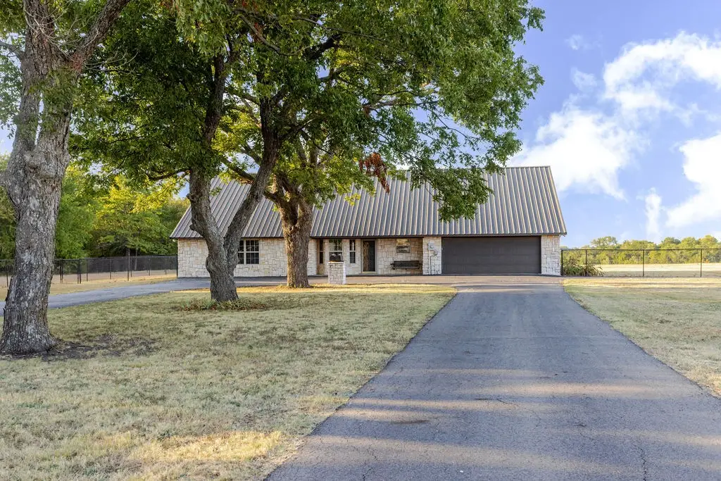 1209 Maple Street, Honey Grove, TX 75446 - #1