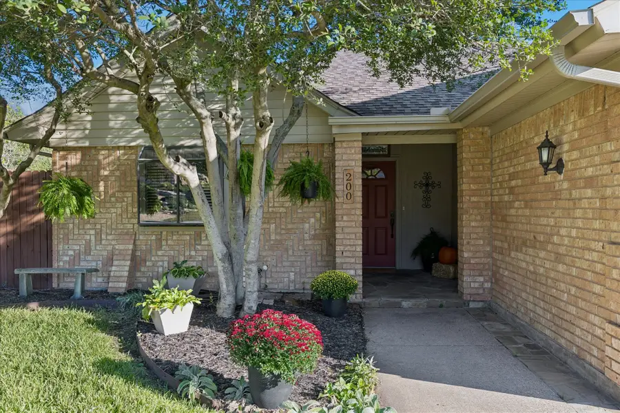 200 Marseille Drive, Hurst, TX 76054 - #2