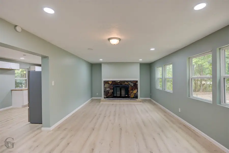 209 W Jackson Avenue, Haughton, LA 71037 - #3