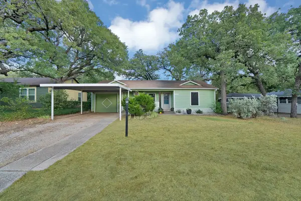 1104 Glenda Drive, Bedford, TX 76022