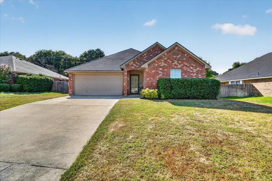 237 Wellington Trail, Weatherford, TX 76085 - #2