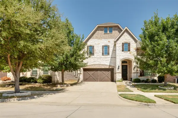 911 Mountain Laurel Drive, Euless, TX 76039