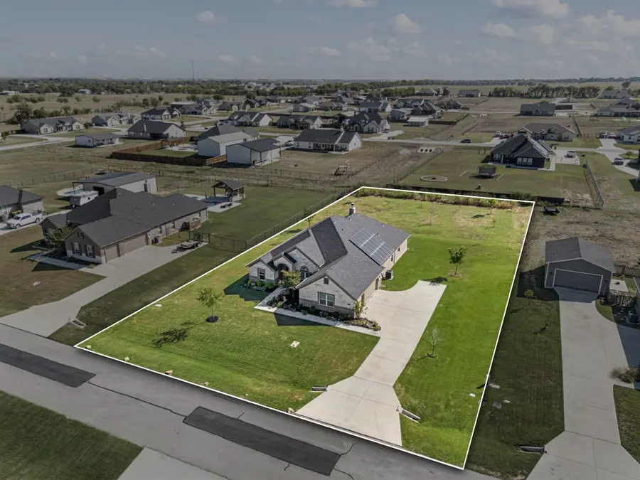 123 Mossy Creek Trail, Rhome, TX 76078 - #3