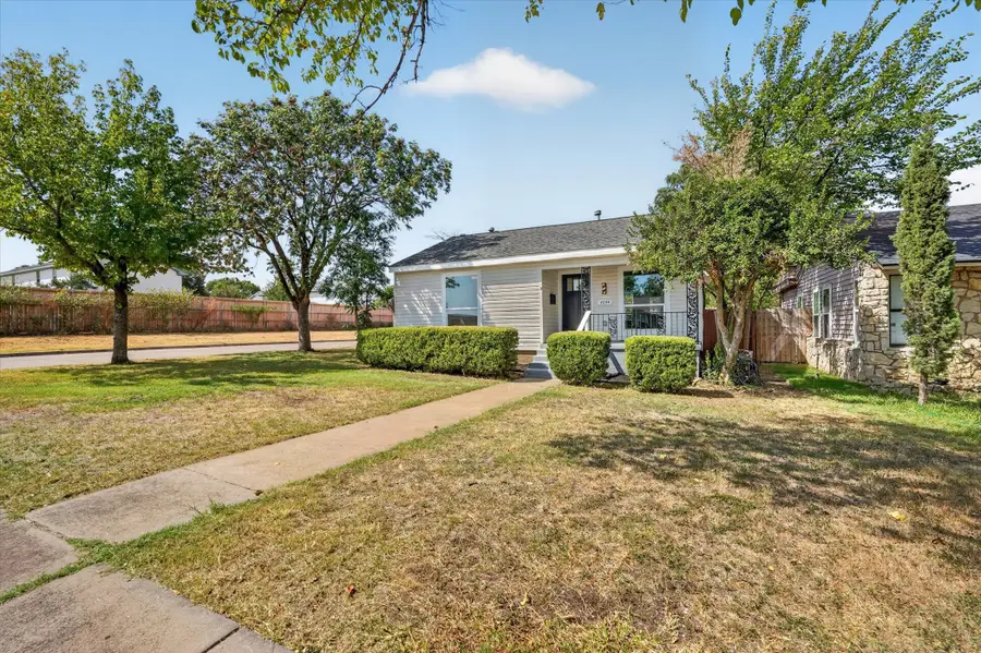 4044 Stanley Avenue, Fort Worth, TX 76110 - #2