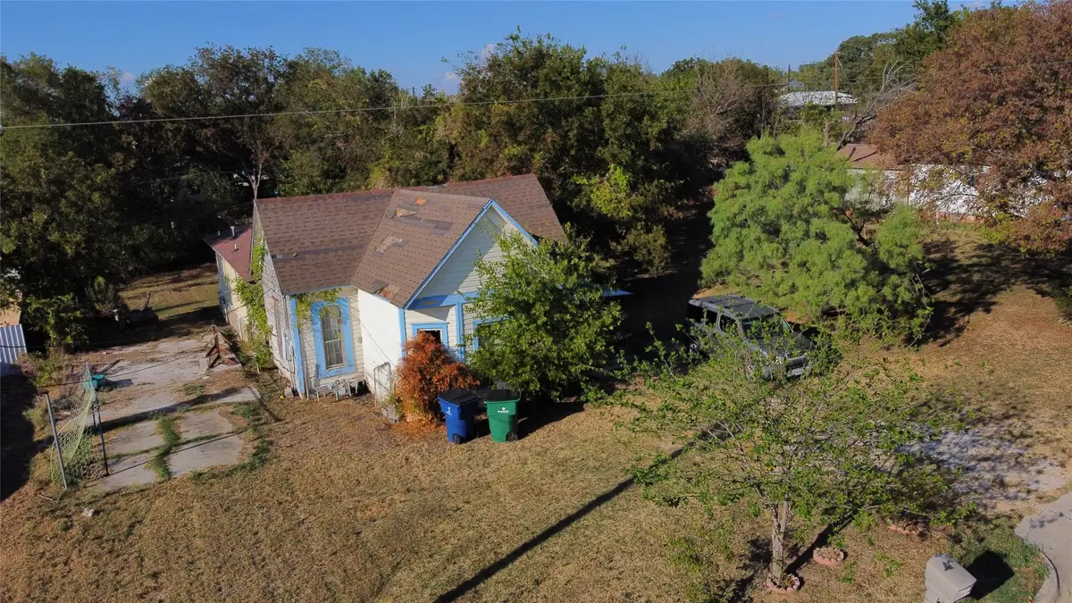 1205 Thompson Street, Bridgeport, TX 76426 - #1