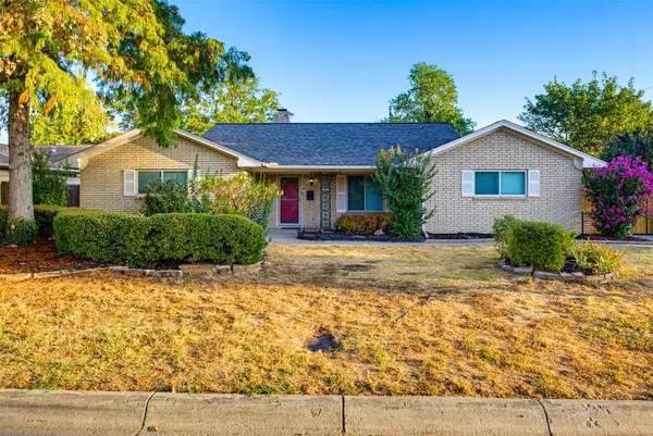 5005 Fall River Drive, Fort Worth, TX 76103
