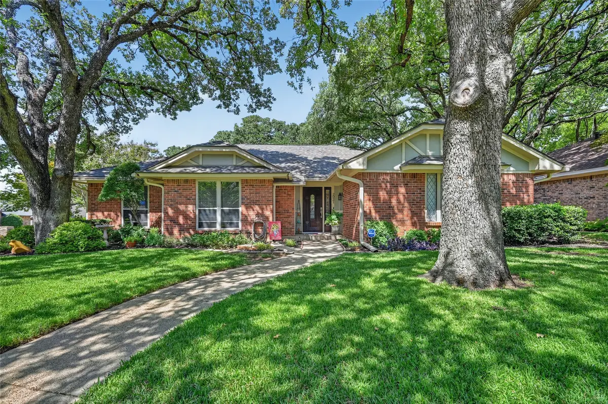 2021 Iron Horse Court, Arlington, TX 76017 - #1