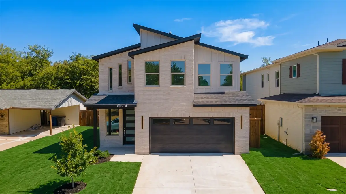 210 E Park Street, Little Elm, TX 75068 - #1