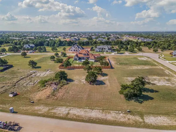 4020 Tea Olive Trail, Midlothian, TX 76065