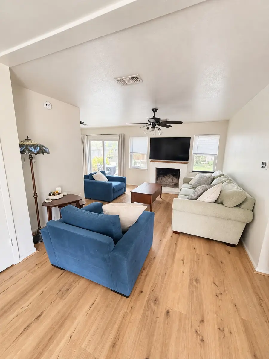 2701 Briarcliff Drive, Irving, TX 75062 - #2