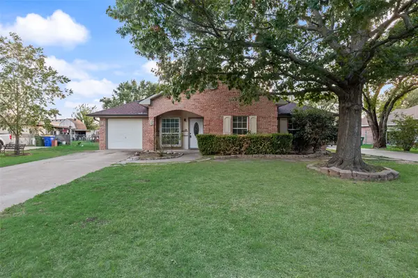 203 Creekstone Court, Seagoville, TX 75159
