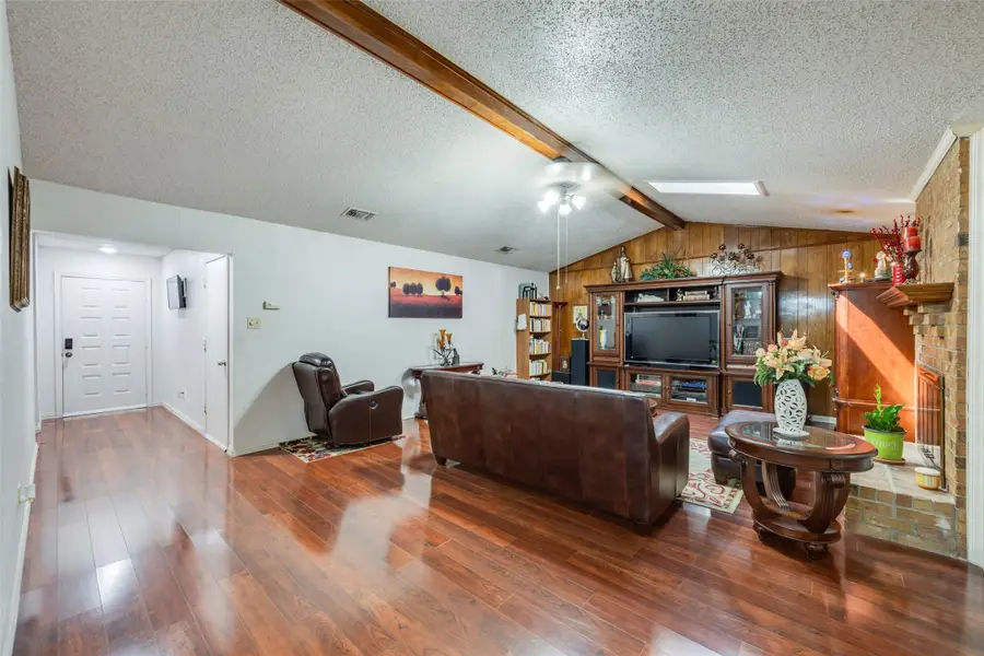 718 Southridge Court, Grand Prairie, TX 75052 - #3