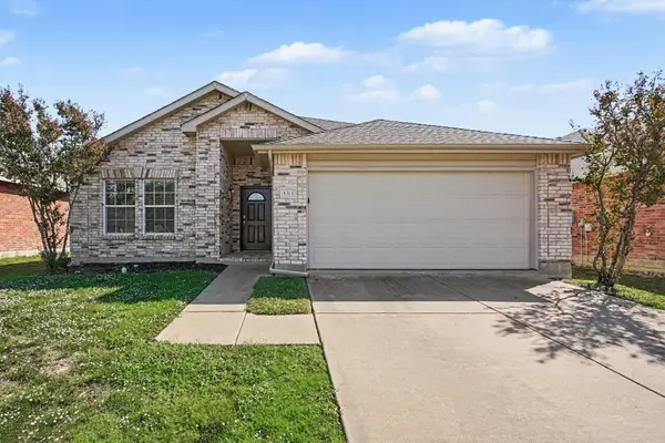 1313 Gayle Street, Burleson, TX 76028